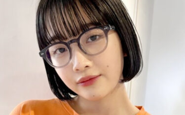 【2023年】暗めの髪色が気分！透明感とツヤ感を出すトレンドヘアカラーをご紹介